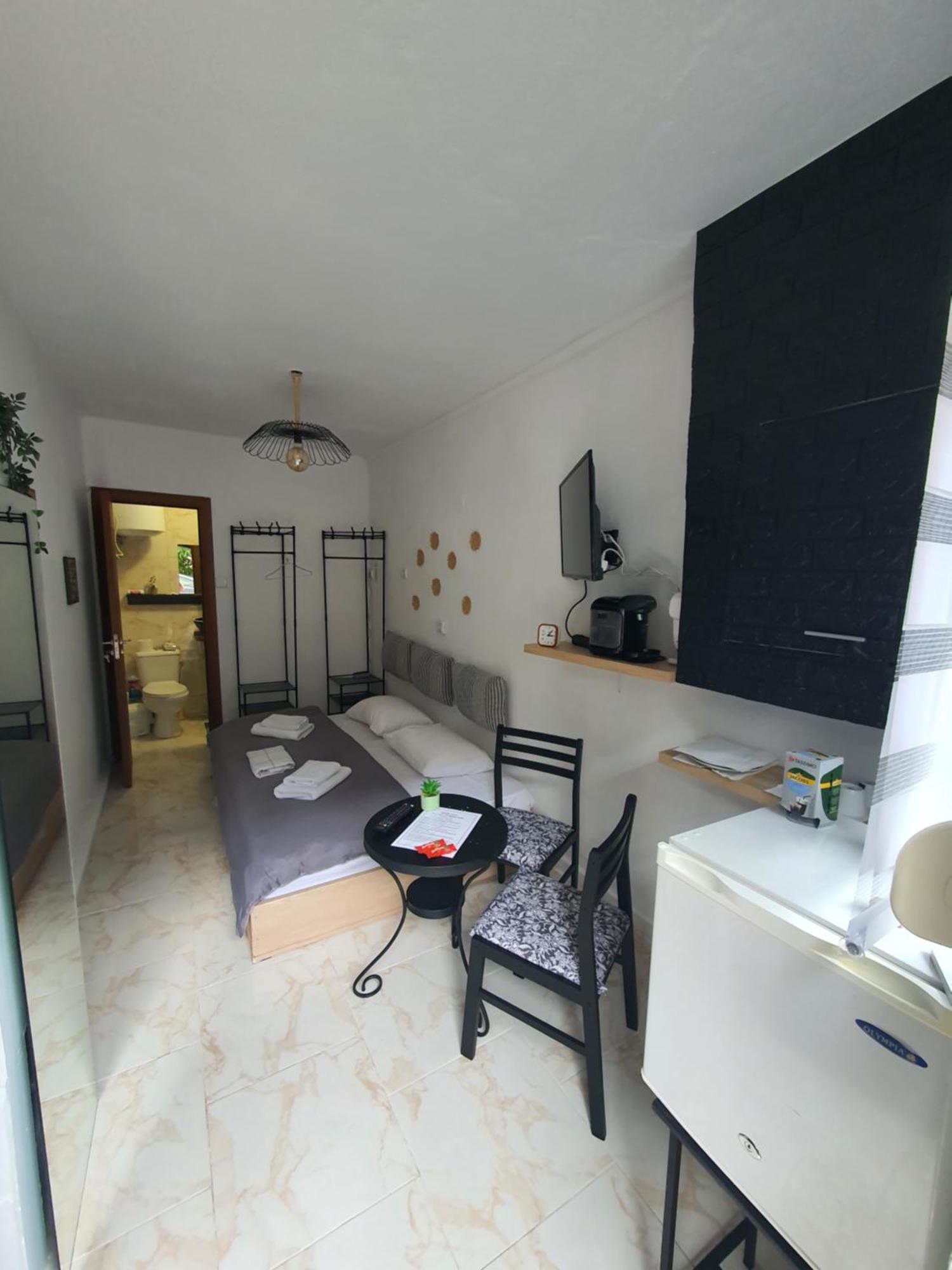 St.Barbara Studio ดรามา ภายนอก รูปภาพ